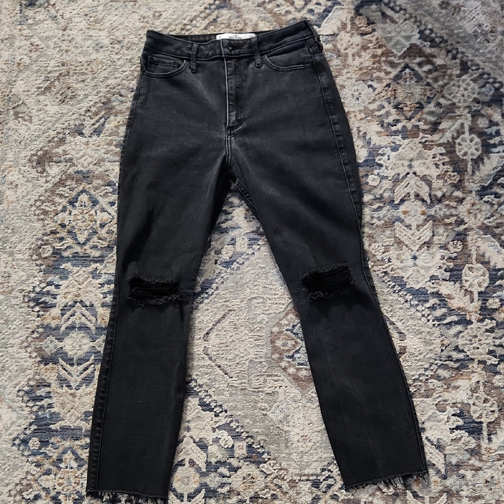 Hollister Curvy Ultra Highrise Skinny Ankle Black Distressed Jeans